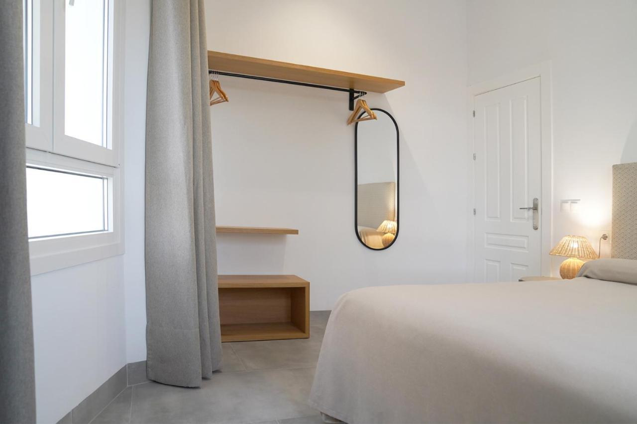 Casa De La Vega Suites Chiclana de la Frontera Extérieur photo
