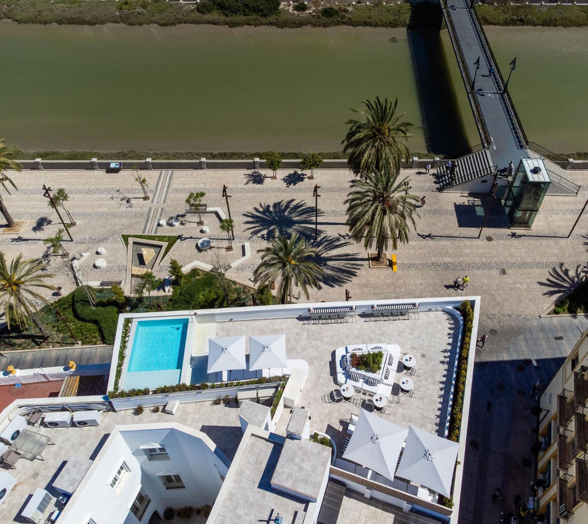 Casa De La Vega Suites Chiclana de la Frontera Extérieur photo
